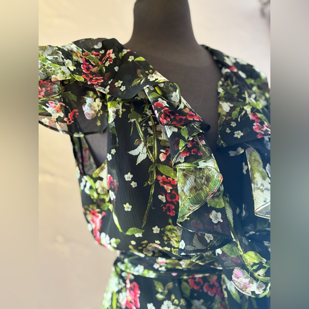 Vintage Floral Ruffle Midi Dress - Black Floral - Picture 9 of 15